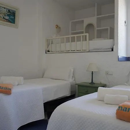Skol 945b First Line South Facing 2 Bedroom شقة